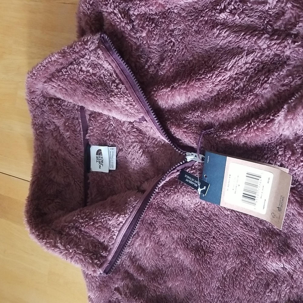 The North Face Furry Fleece Pullover - Picture 3 of 9